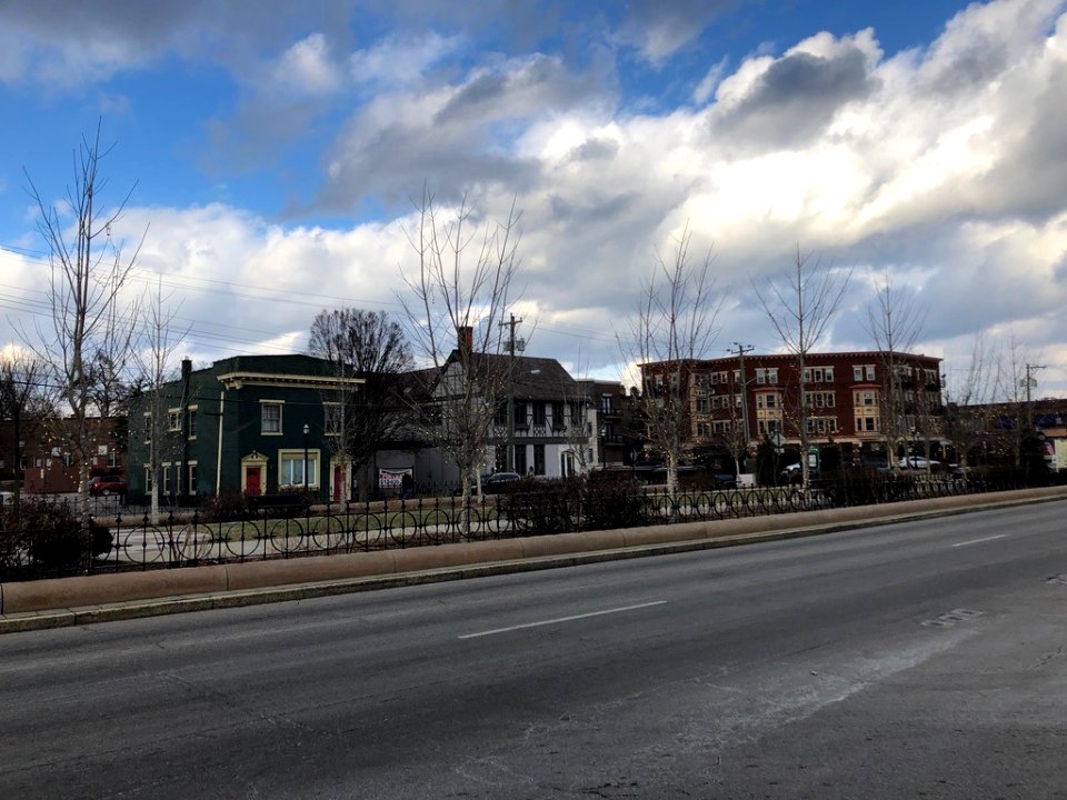 Madison Road, Oakley, Cincinnati, OH 