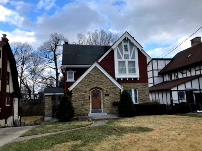 Drake Avenue, Oakley, Cincinnati, OH 
