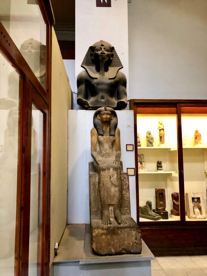 Statue, Egyptian Museum, al-Qāhirah, CG, EGY 