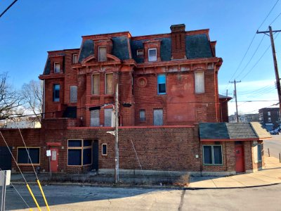 Gilbert Avenue, Walnut Hills, Cincinnati, OH 
