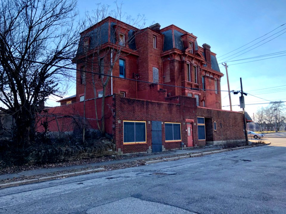 Gilbert Avenue, Walnut Hills, Cincinnati, OH 