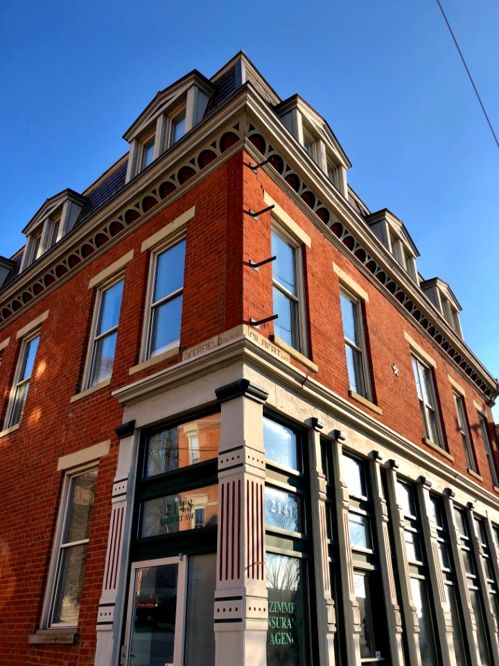 Gilbert Avenue, Walnut Hills, Cincinnati, OH 