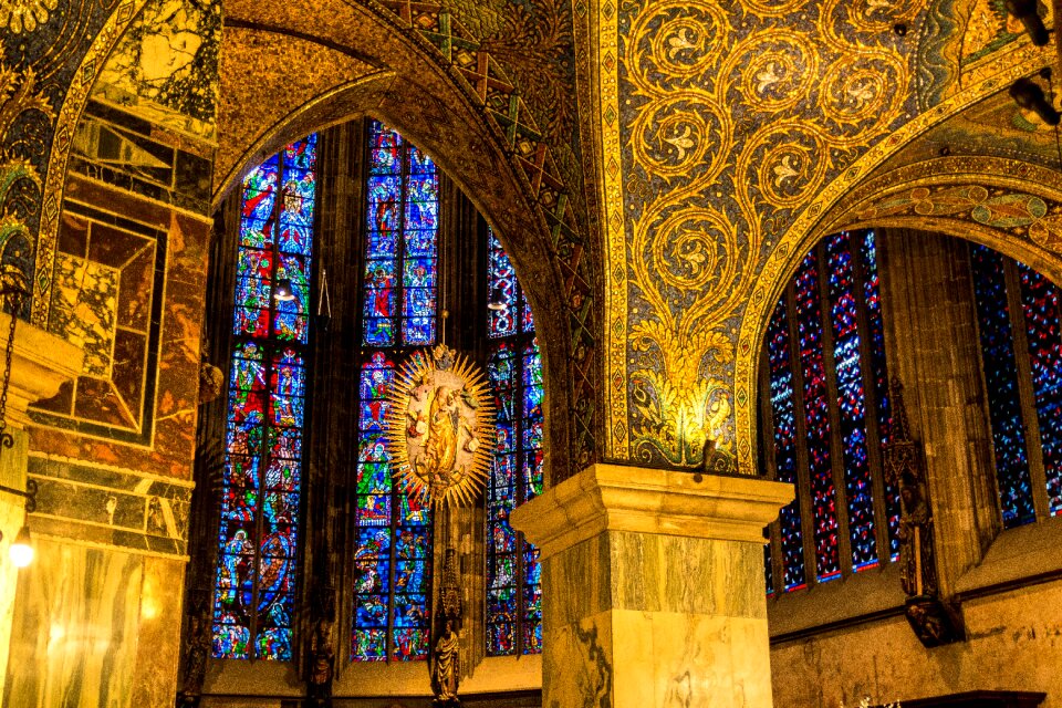 Aachen dom religion