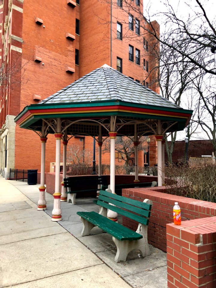De Sales Square, East Walnut Hills, Cincinnati, OH 