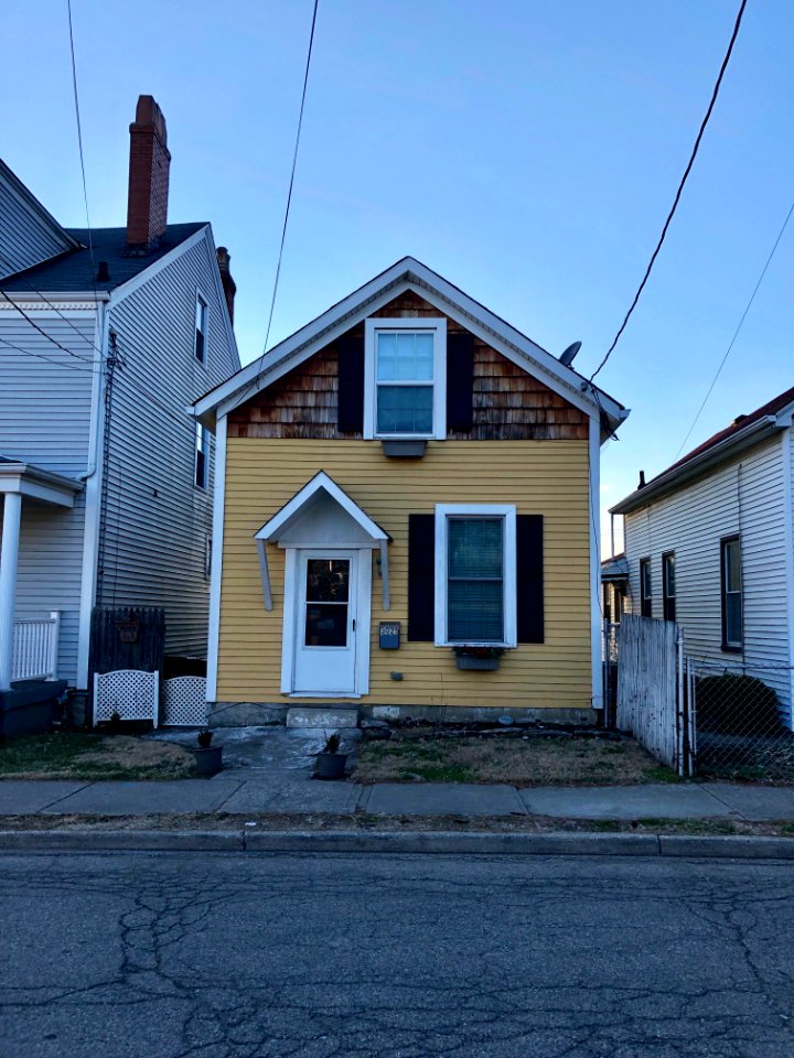 Cinnamon Street, O'Bryonville, Cincinnati, OH 