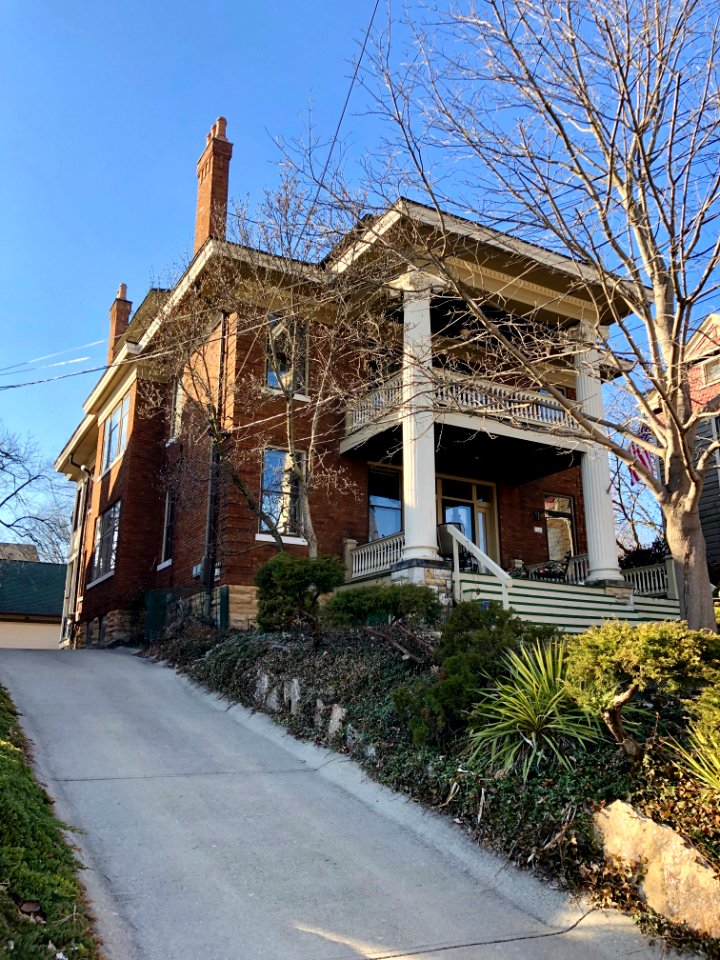 Sinton Avenue, Walnut Hills, Cincinnati, OH 