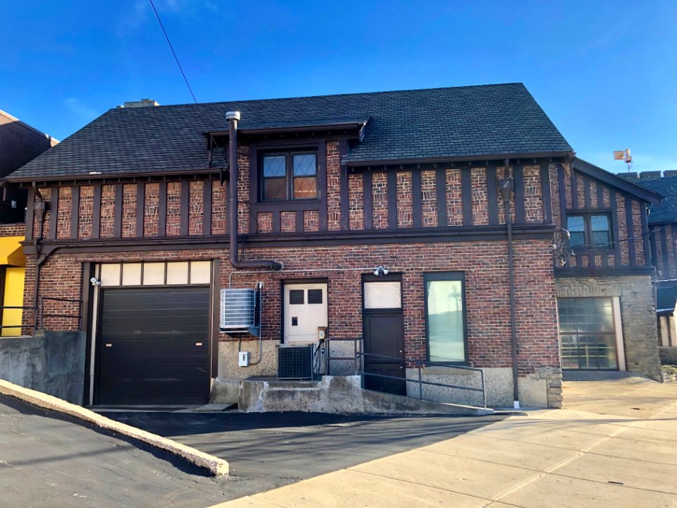 Gilbert Avenue, Walnut Hills, Cincinnati, OH 