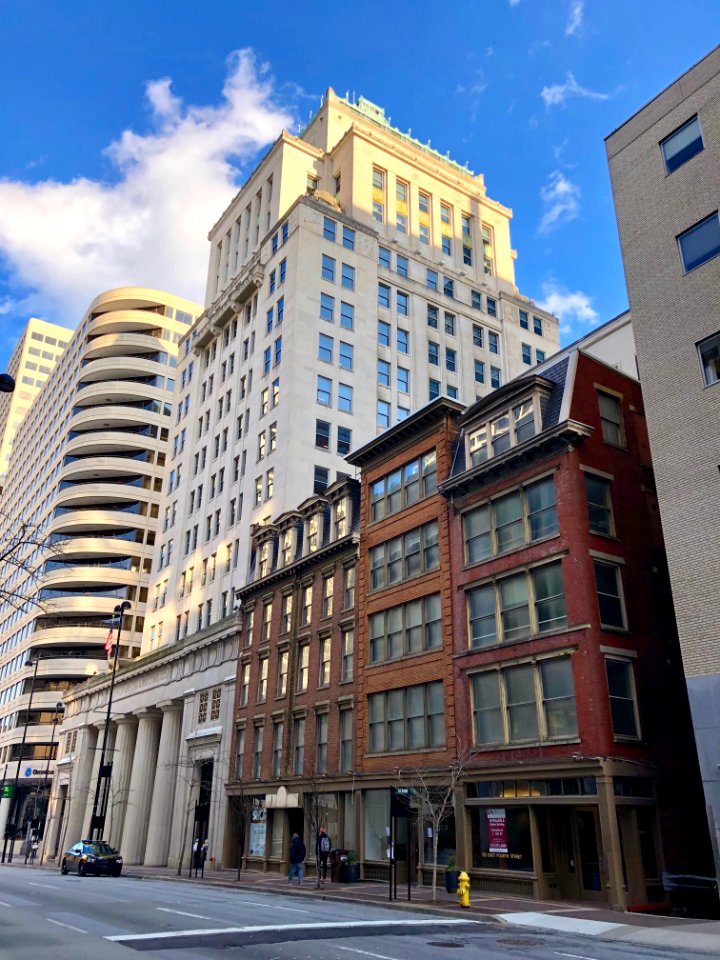 East 4th Street, Cincinnati, OH 