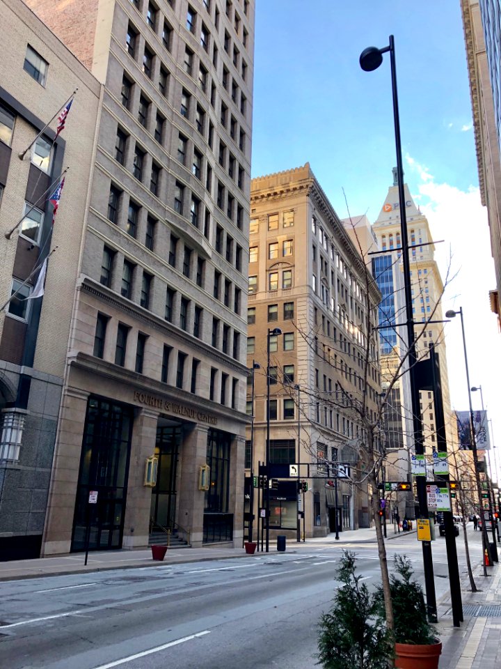 Fourth and Walnut Centre, Cincinnati, OH 
