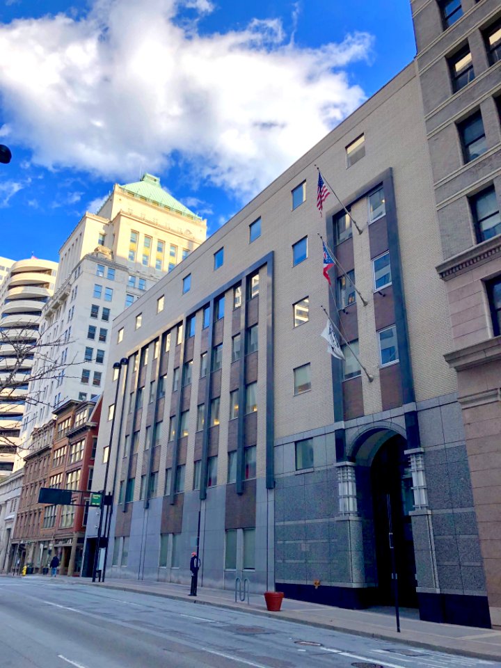 East 4th Street, Cincinnati, OH 