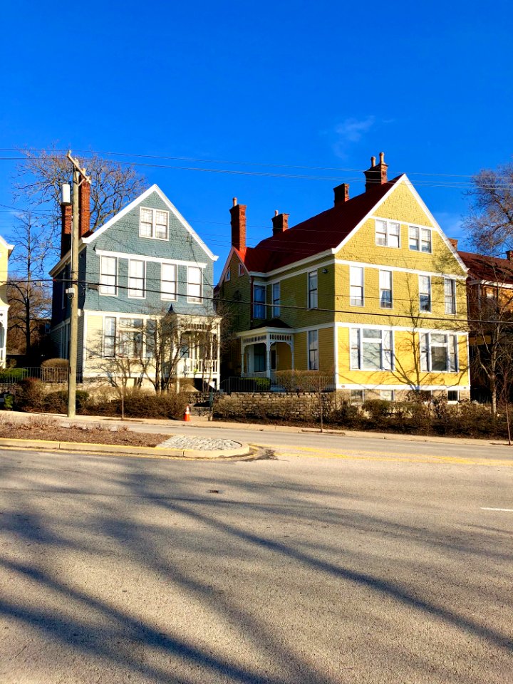 Gilbert Avenue, Walnut Hills, Cincinnati, OH 