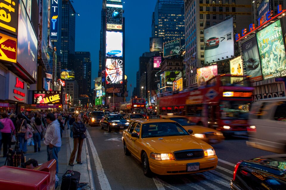Taxi yellow cab new york night