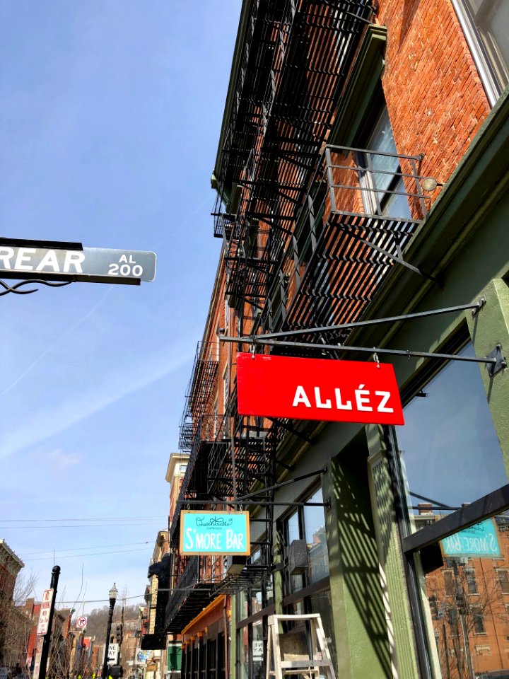 Alléz and S'mores Bar Signs, Over-the-Rhine, Cincinnati, O… 
