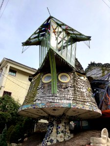 The Cincinnati Mushroom House, Erie Avenue, Hyde Park, Cin… 