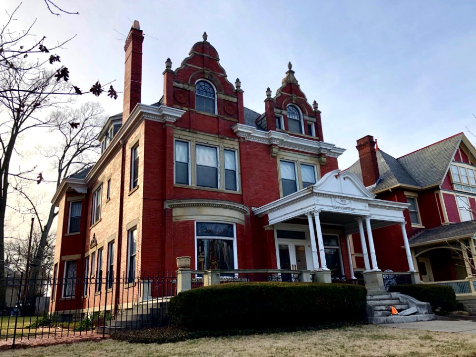 Fairfield Avenue, East Walnut Hills, Cincinnati, OH 