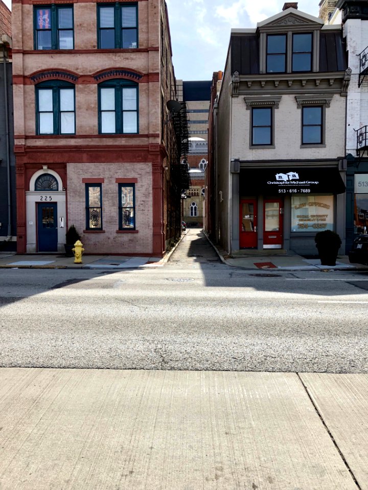 9th Street, Cincinnati, OH 