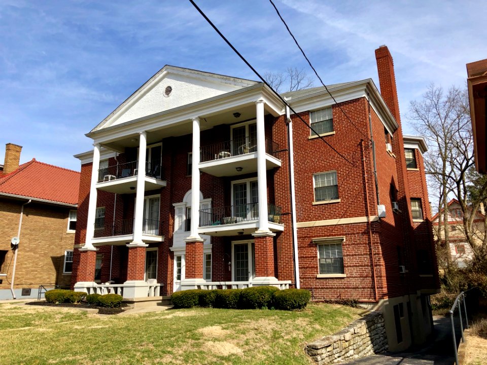 Stettinius Avenue, Hyde Park, Cincinnati, OH 