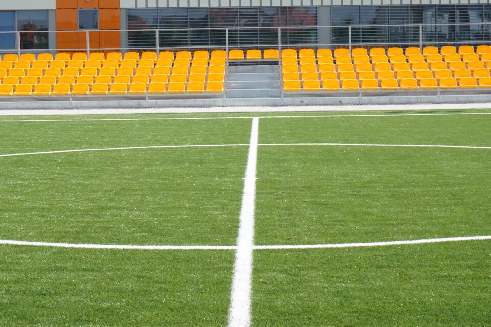 Stadion game the ball