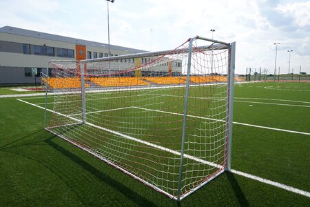 Stadion game the ball