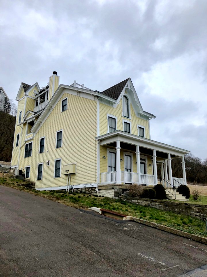 Riverside Drive, Carrsville, East End, Cincinnati, OH 