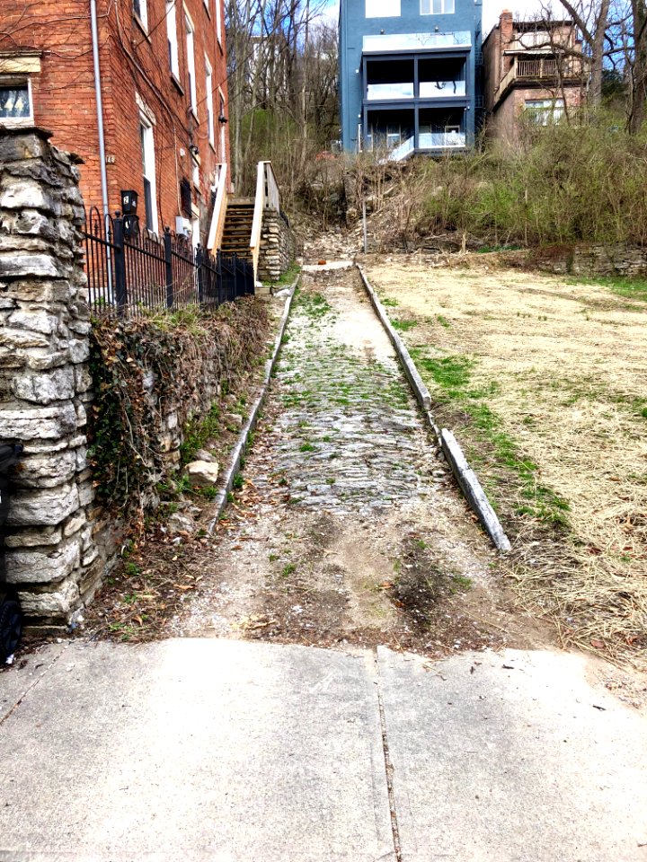 Old Cobblestone Alley, Mulberry Street, Over-the-Rhine, Ci… 