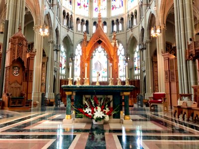 Altar, St. Mary's Cathedral Basilica of the Assumption, Ea… photo