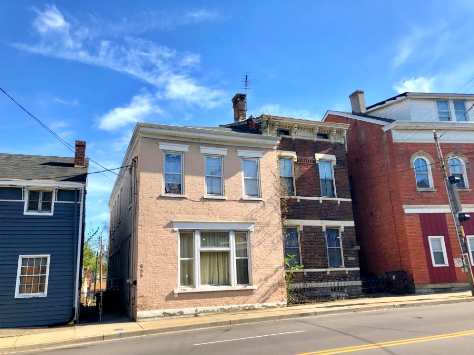 Pike Street, Lewisburg, Covington, KY 