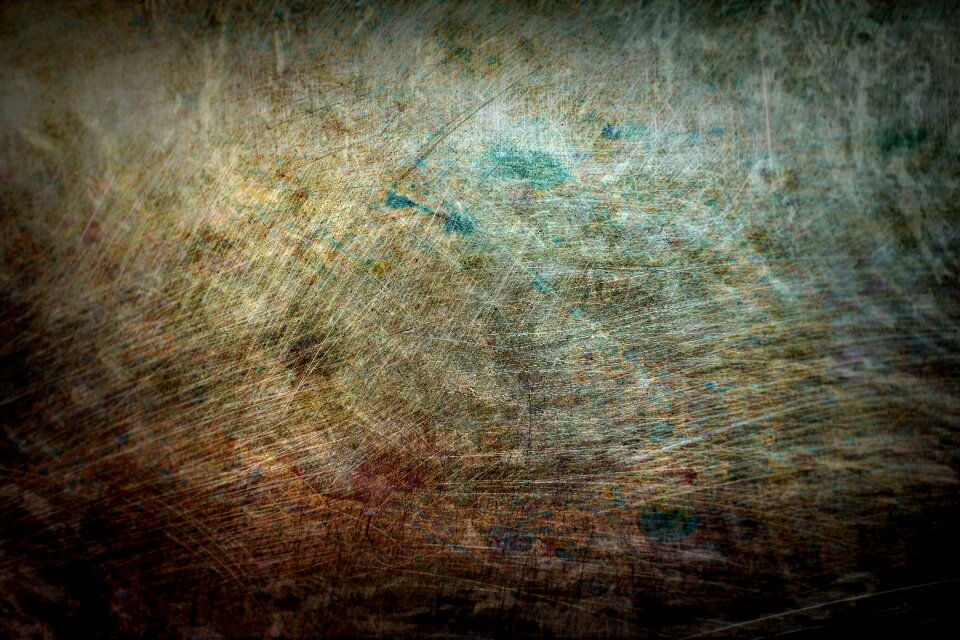 Gritty distressed scratches