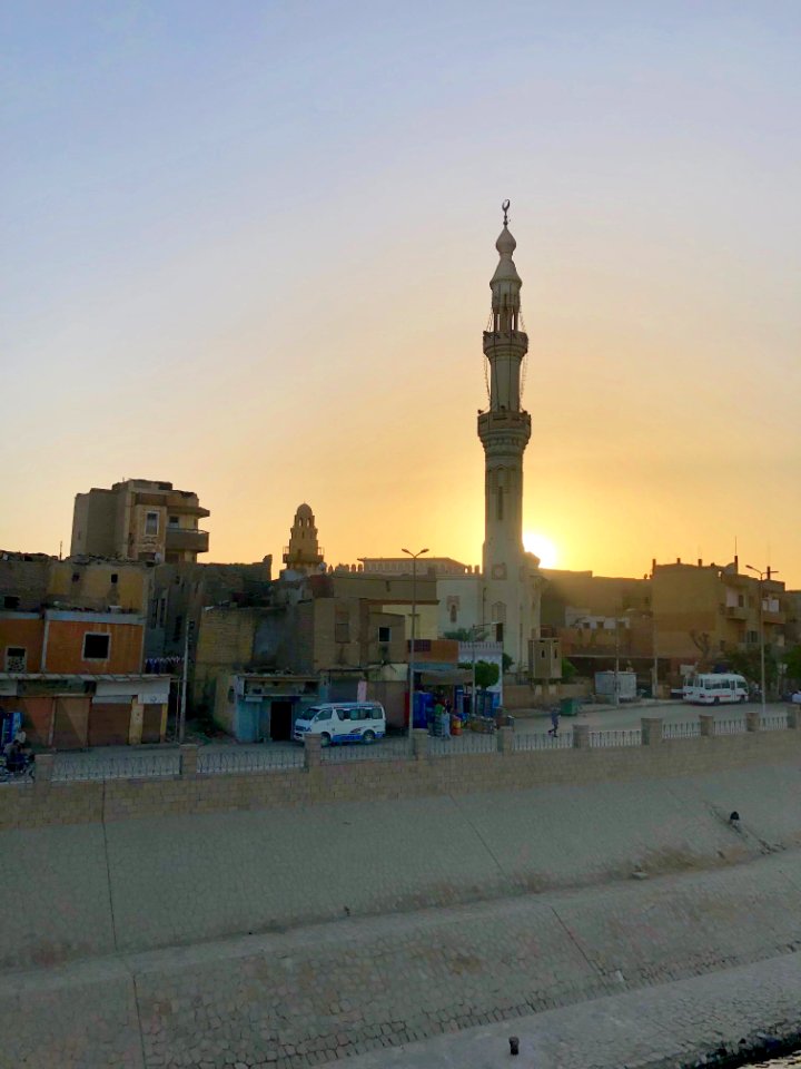 The Corniche, Esna, LG, EGY 