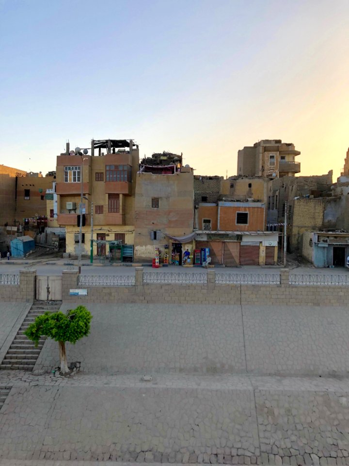 The Corniche, Esna, LG, EGY 