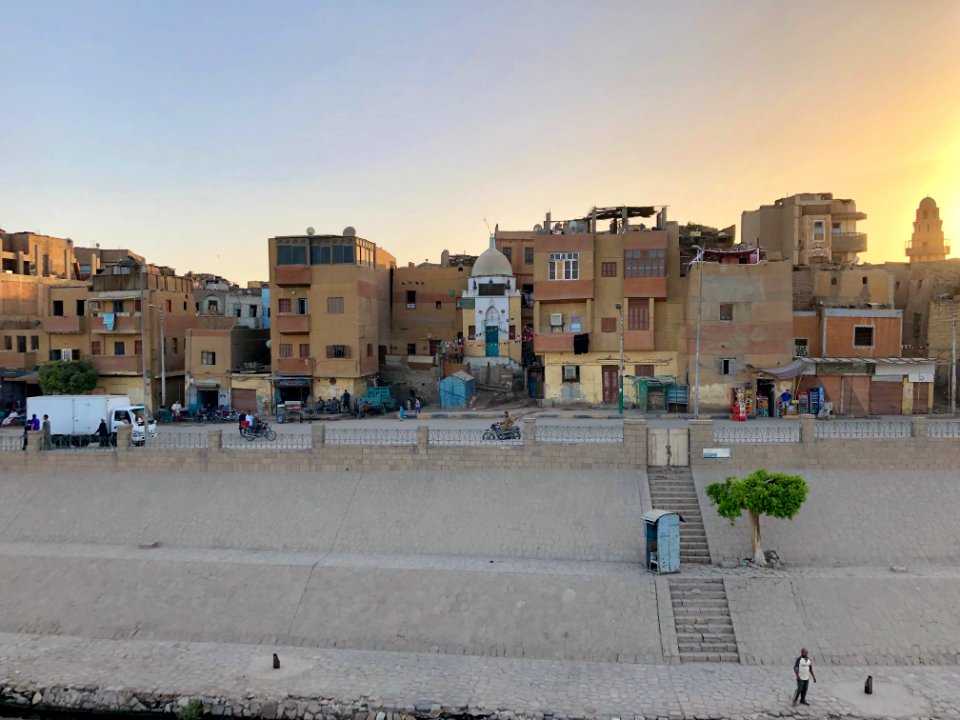 The Corniche, Esna, LG, EGY 