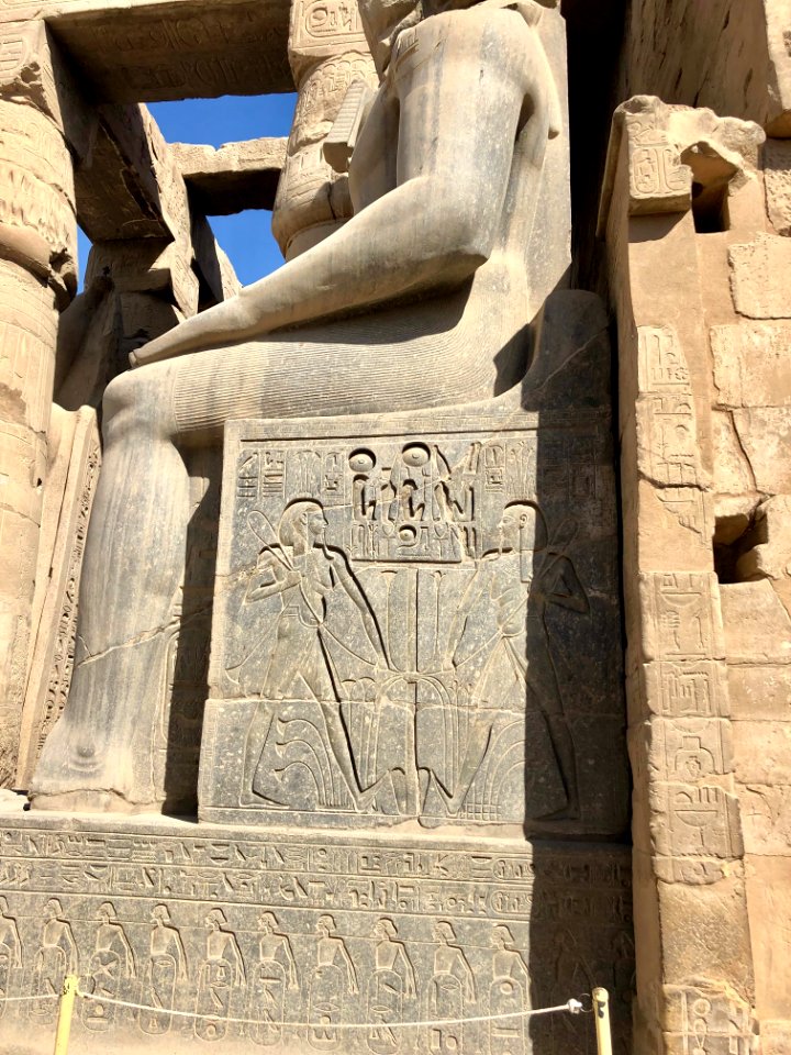 Statue, Great Court of Ramses II, Luxor Temple, Luxor, LG,… 