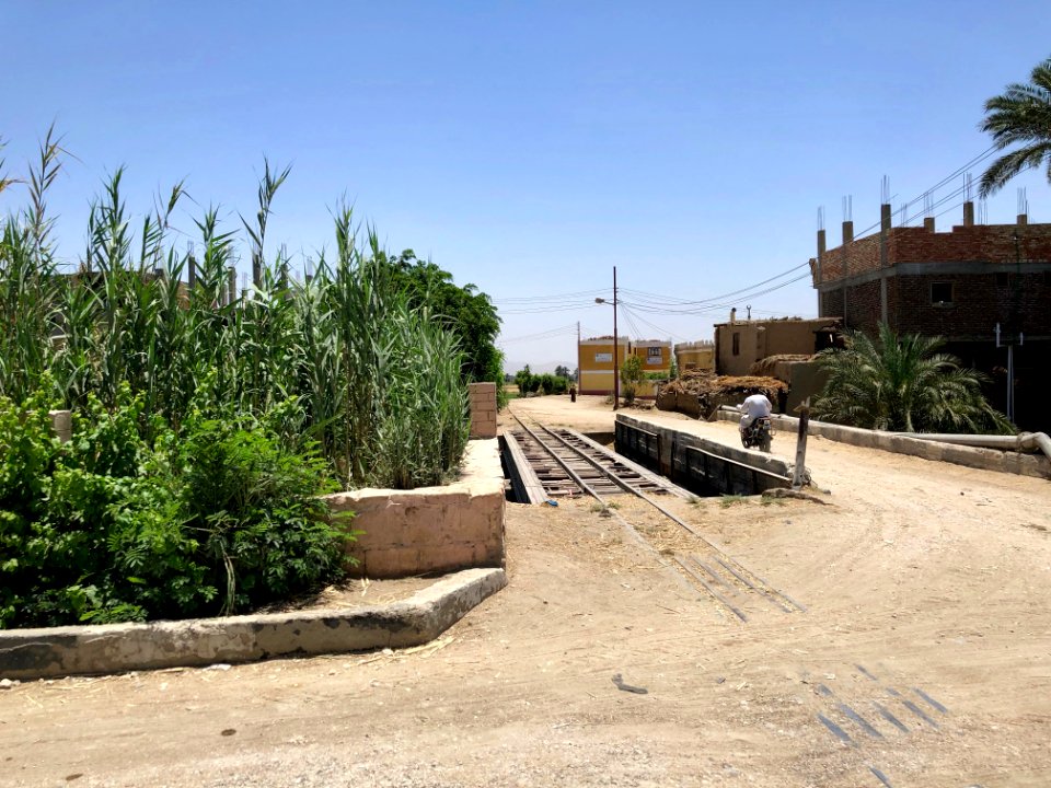 Aswan Western Agricultural Road, Luxor, LG, EGY 