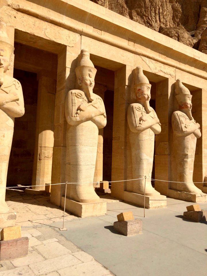 Statues, Third Level, Mortuary Temple of Hatshepsut, Luxor… 