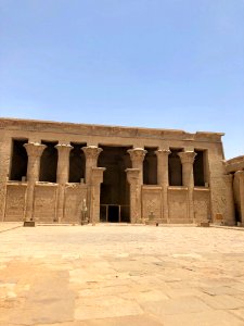 Court of Offerings, Temple of Horus at Edfu, Edfu, AG, EGY… 