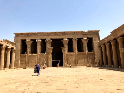 Court of Offerings, Temple of Horus at Edfu, Edfu, AG, EGY… 