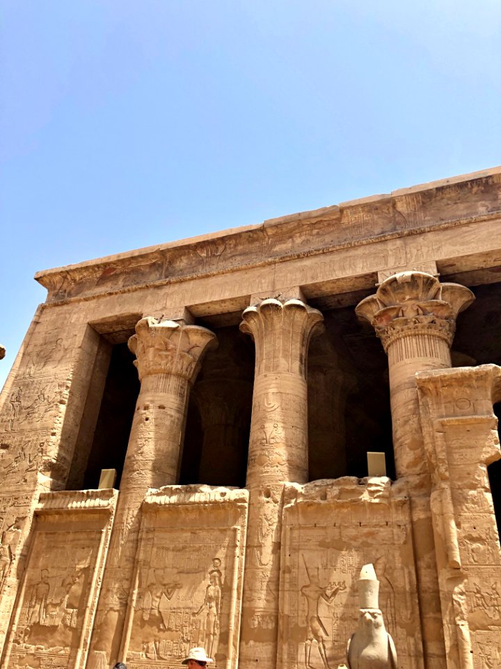 Court of Offerings, Temple of Horus at Edfu, Edfu, AG, EGY… 