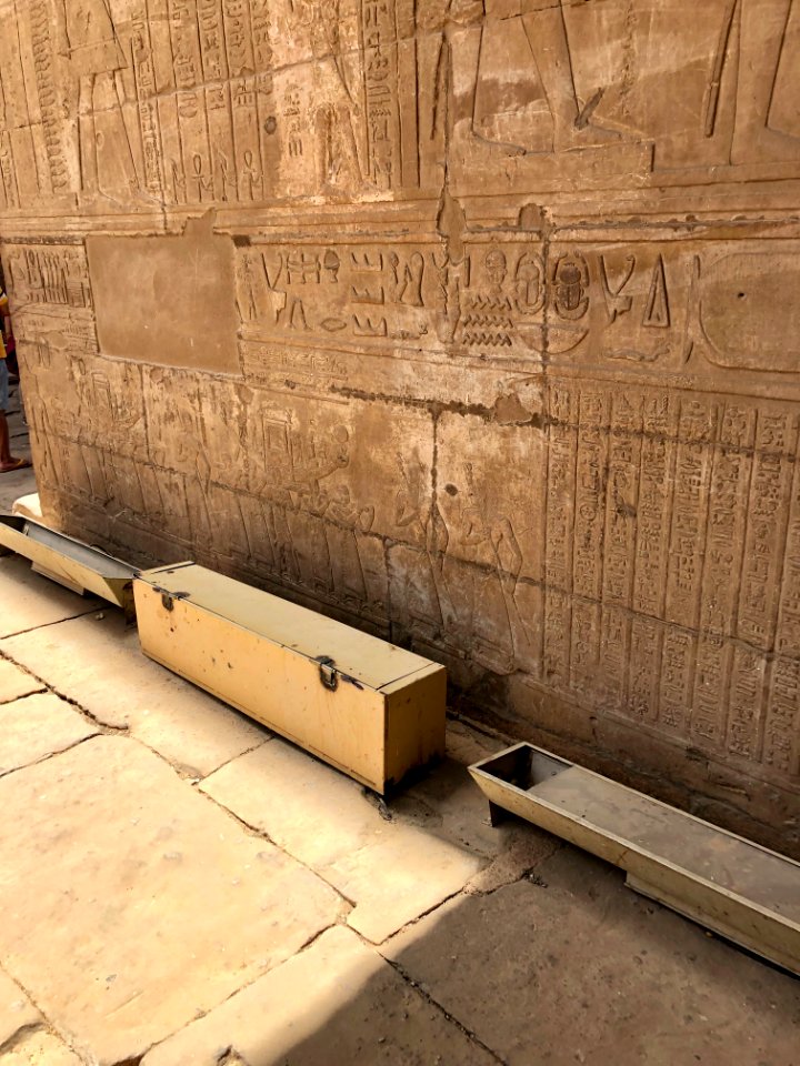 Court of Offerings, Temple of Horus at Edfu, Edfu, AG, EGY… 