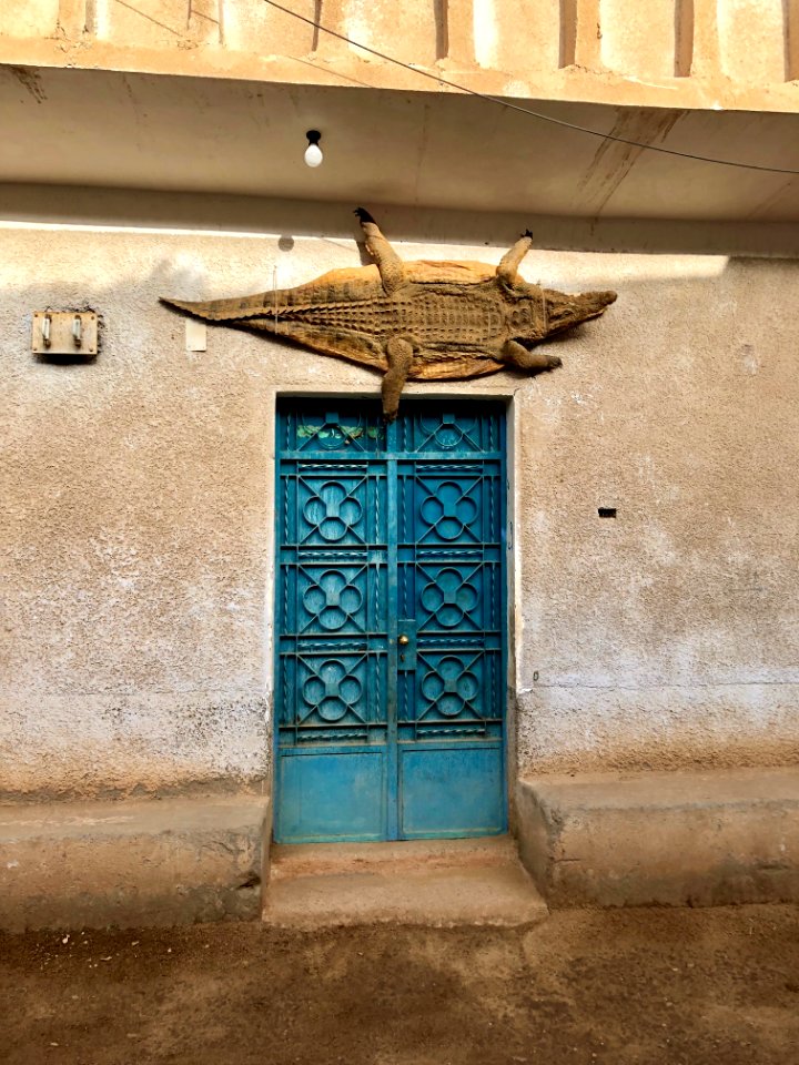 Crocodile Doorway, Nagaa Suhayl Gharb, AG, EGY 