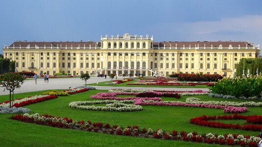 Schlossgarten vienna park