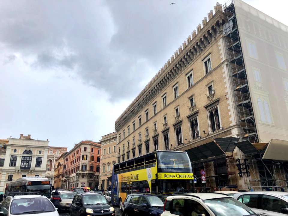 Via Cesare Battisti, Roma, LZ, IT 