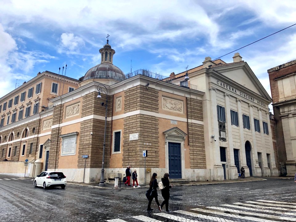 Caserma Giacomo Acqua, Piazza del Popolo, Roma, LZ, IT 