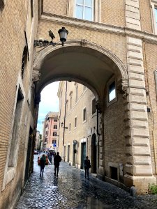 Archway, Via di S. Agostino, Roma, LZ, IT 