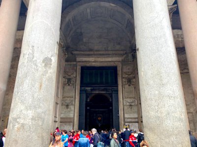Entrance, Pantheon, Roma, LZ, IT 