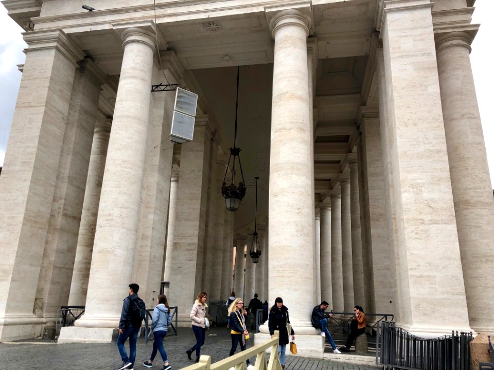 Colonnato, Piazza San Pietro, Città del Vaticano, VAT 