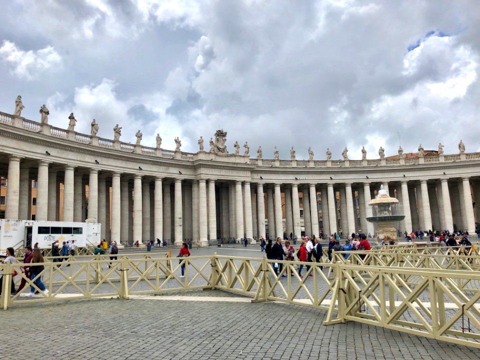 Colonnato, Piazza San Pietro, Città del Vaticano, VAT 