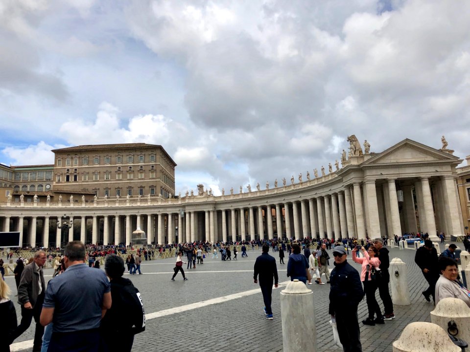 Colonnato, Piazza San Pietro, Città del Vaticano, VAT 