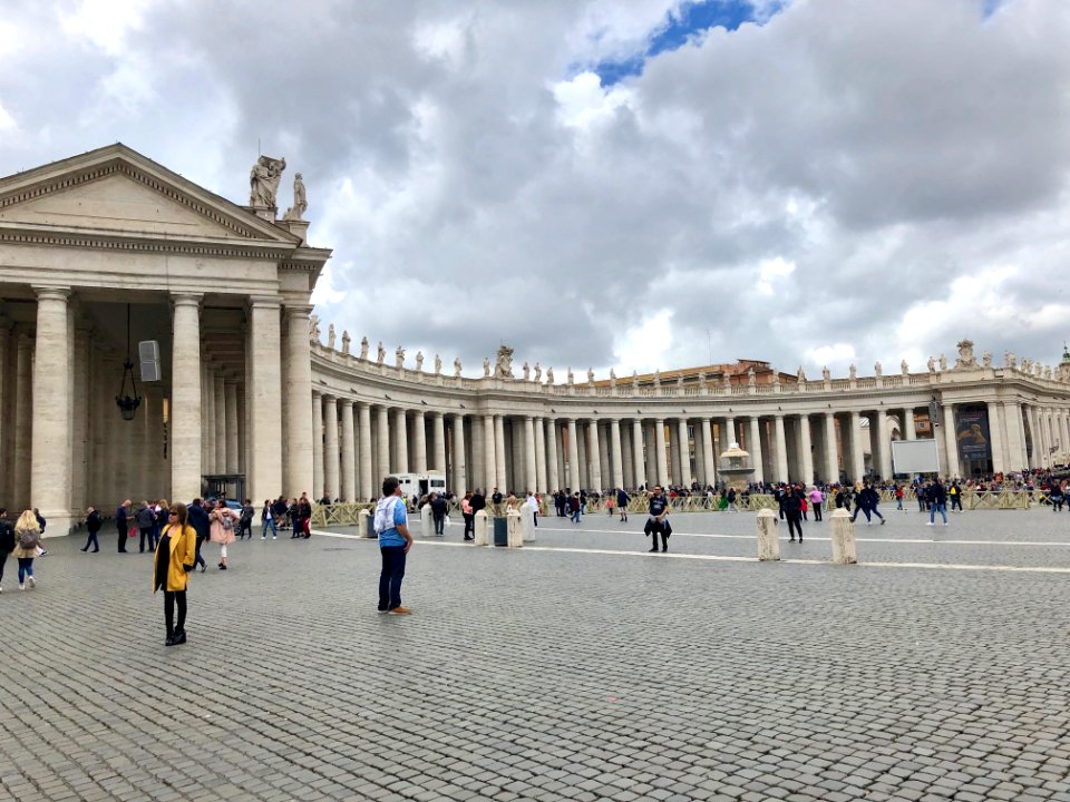 Colonnato, Piazza San Pietro, Città del Vaticano, VAT 