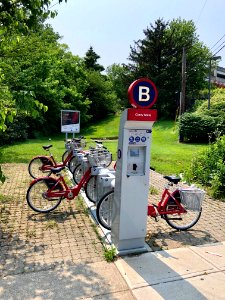Cincinnati State and Technical College Red Bike Kiosk Stat… 