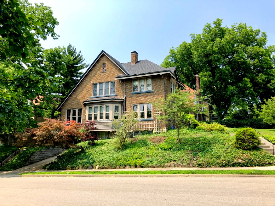 Cornell Place, Clifton, Cincinnati, OH 